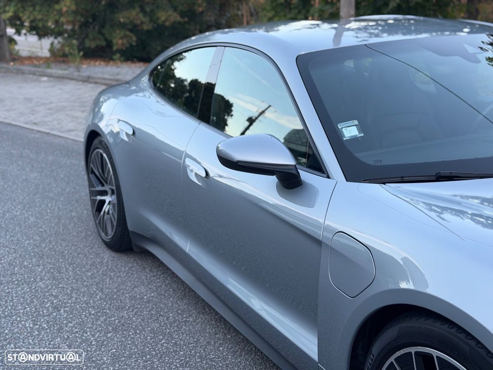 Porsche Taycan Standard - 16