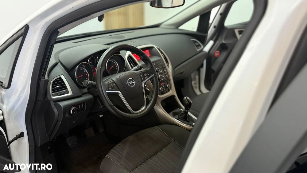 Opel Astra - 6