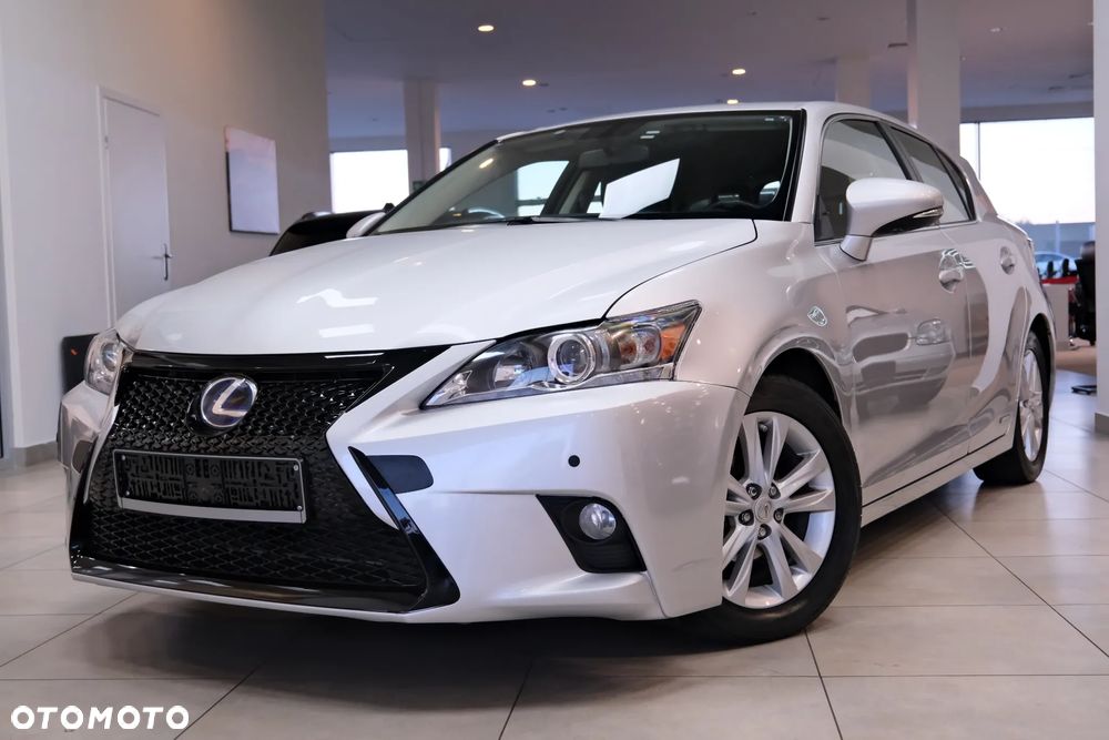 Lexus CT - 22