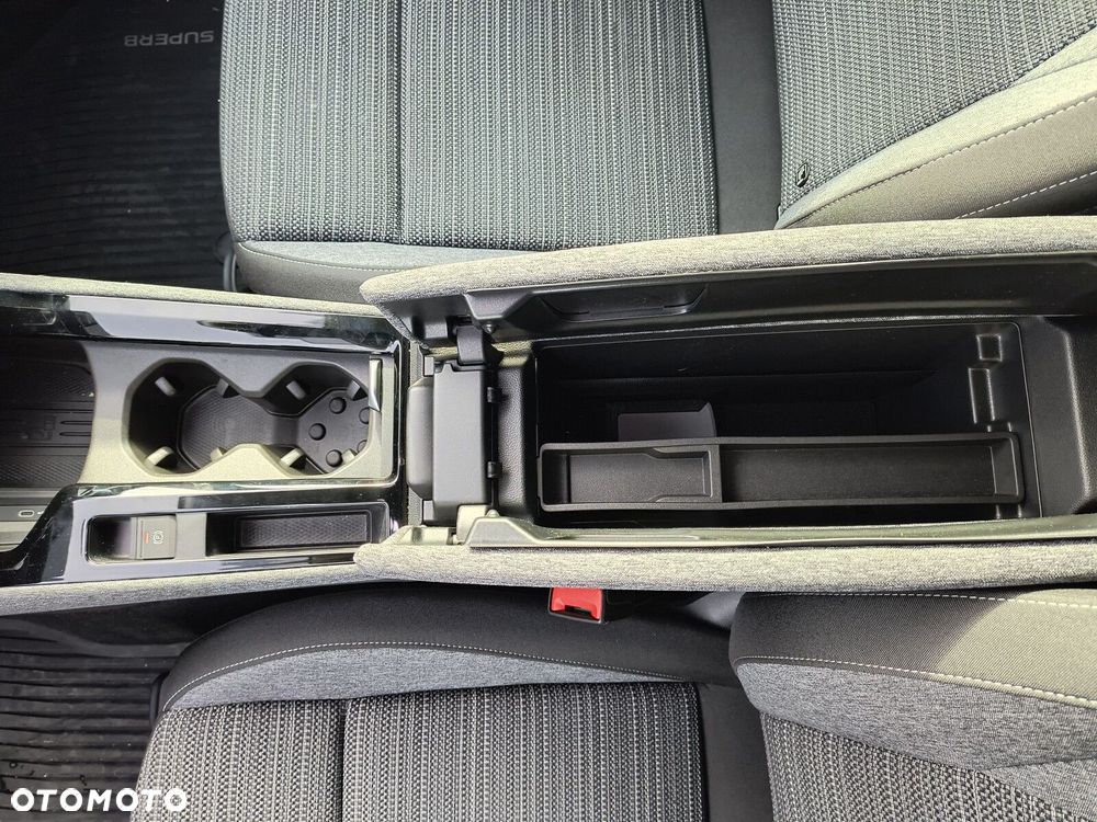 Skoda Superb 1.5 TSI Plug-in Hybrid Edition 130 DSG - 26