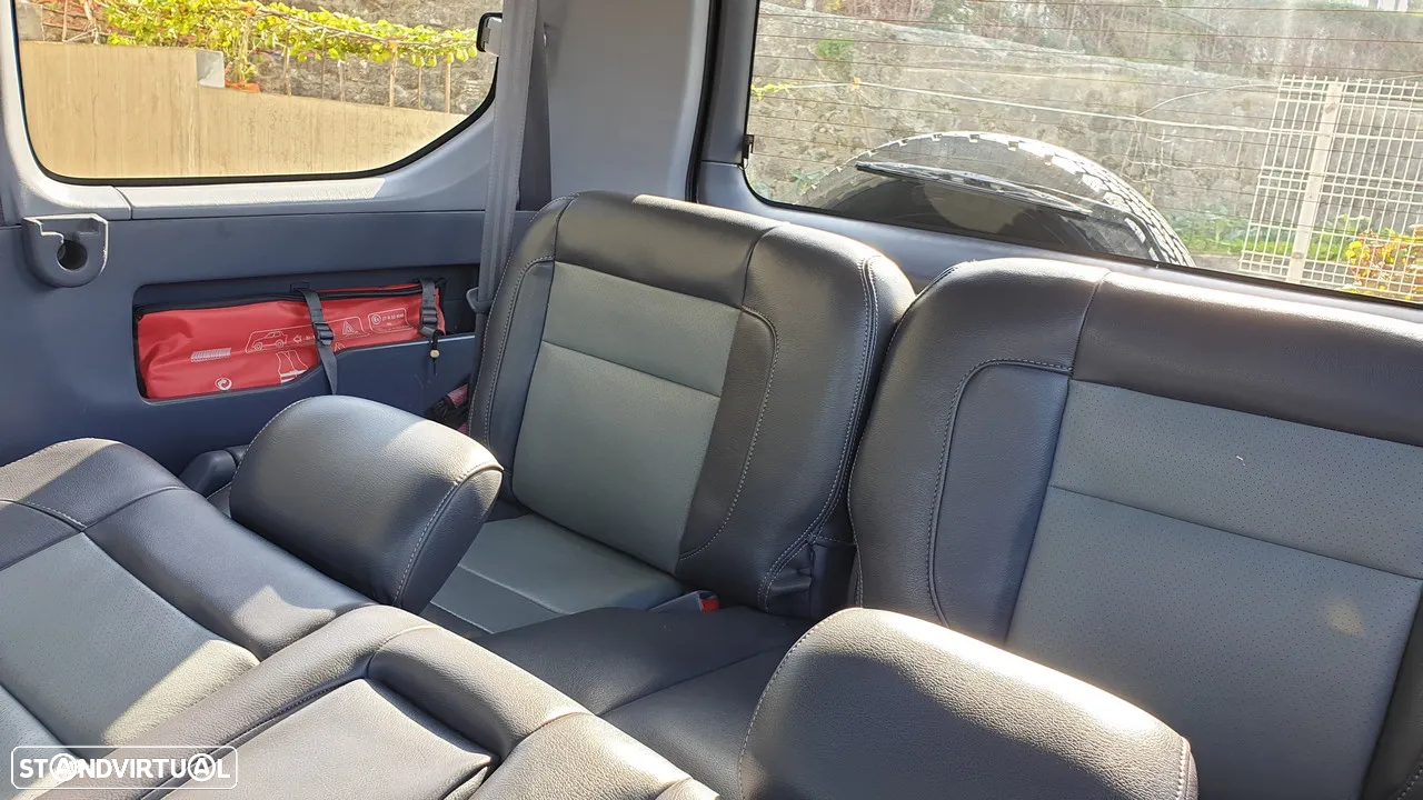 Toyota Land Cruiser 3.0 TD Pack 2 - 21
