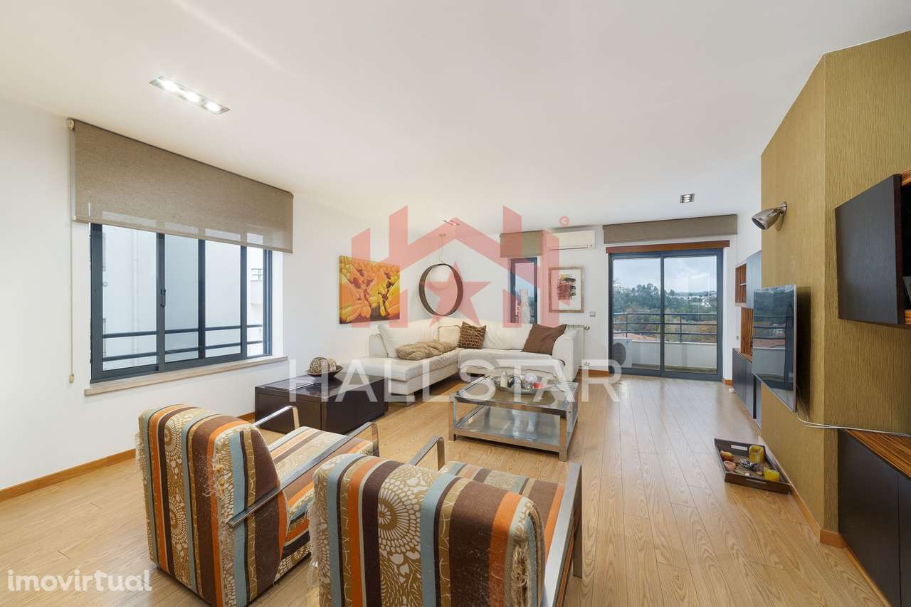 Apartamento T4 / Cozinha Equipada / Aquecimento Central / Vista Castel - Grande imagem: 3/55