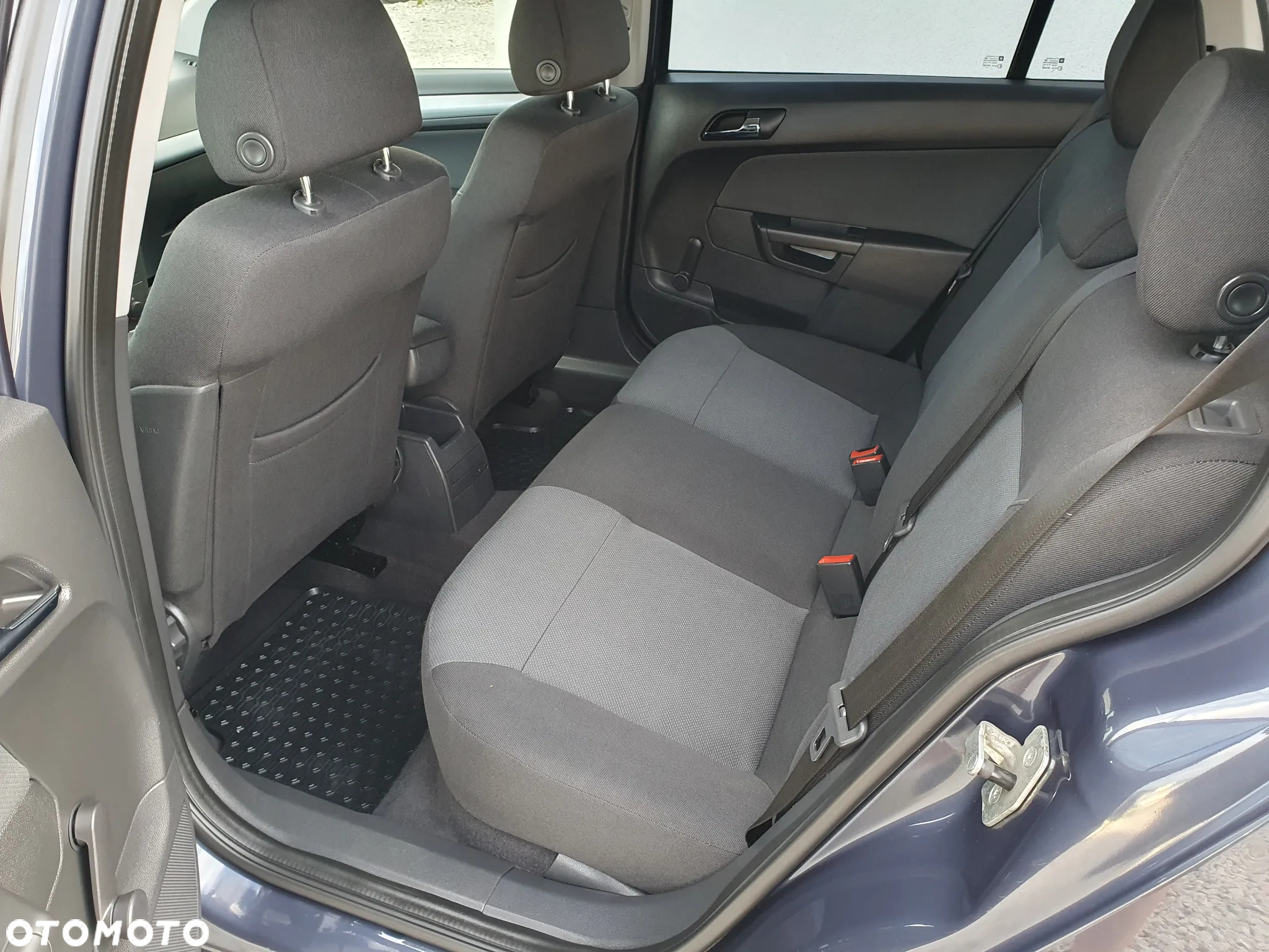 Opel Astra III 1.6 Enjoy Easytronic - 12