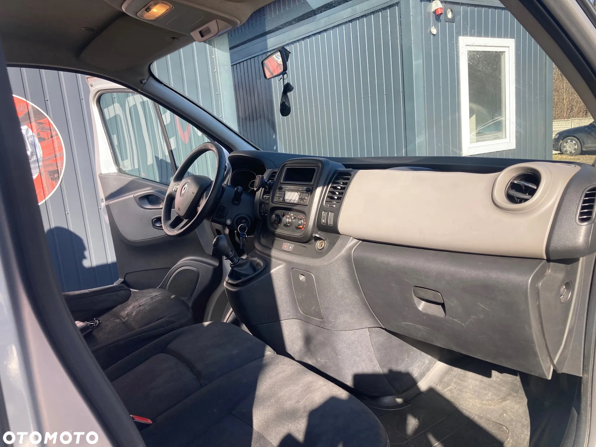 Renault Trafic - 9