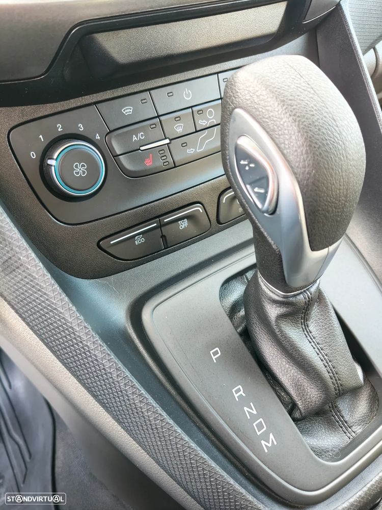 Ford Connect - 10