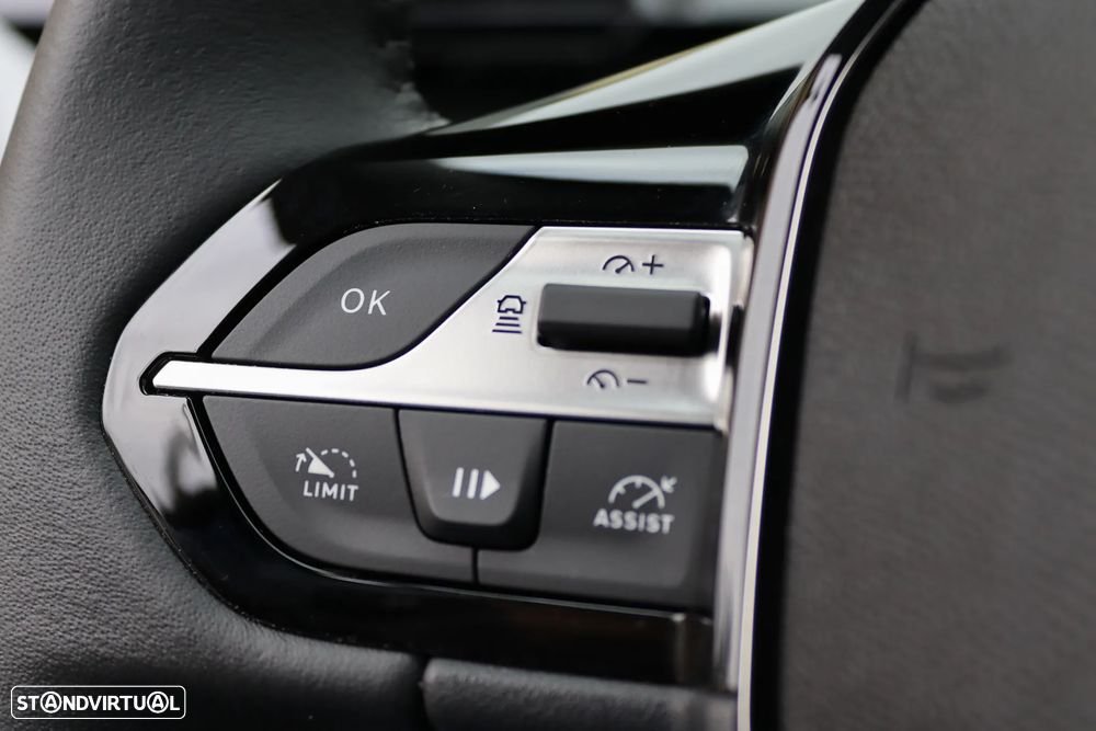 Peugeot 308 SW 1.2 PureTech Allure EAT8 - 22