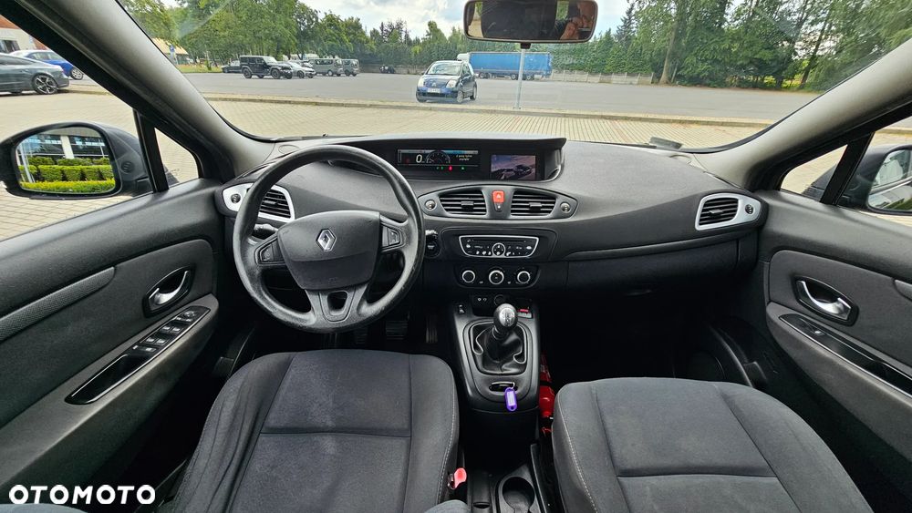 Renault Scenic 1.5 dCi Alize - 10
