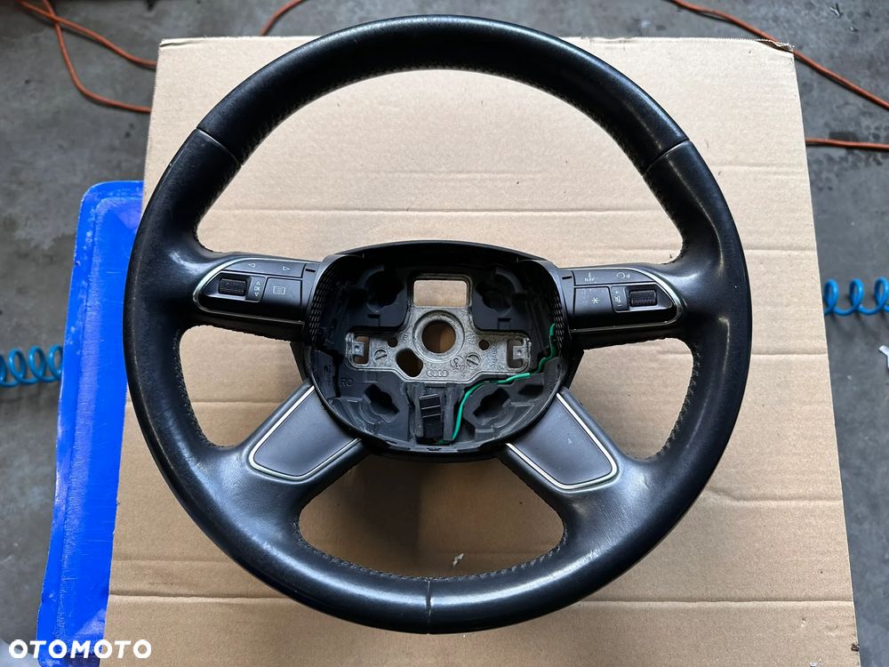 Kierownica Audi Q5 8R, A4 8K