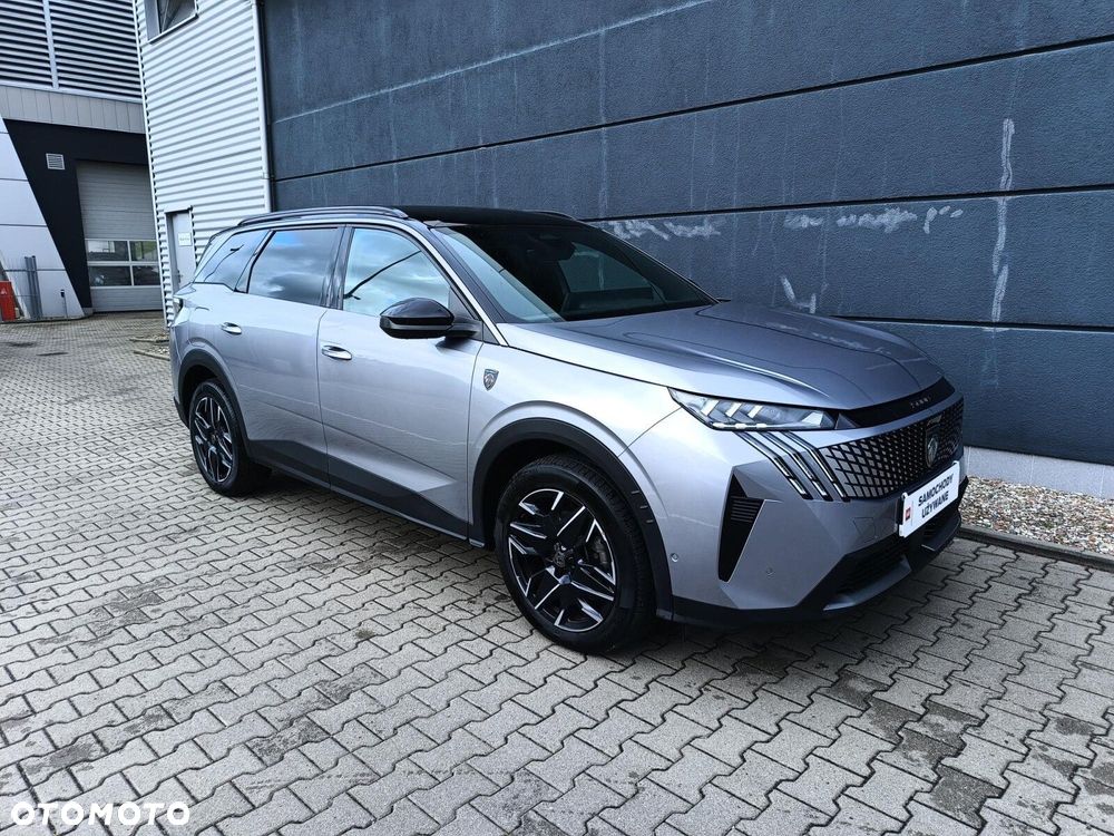 Peugeot 5008 - 5