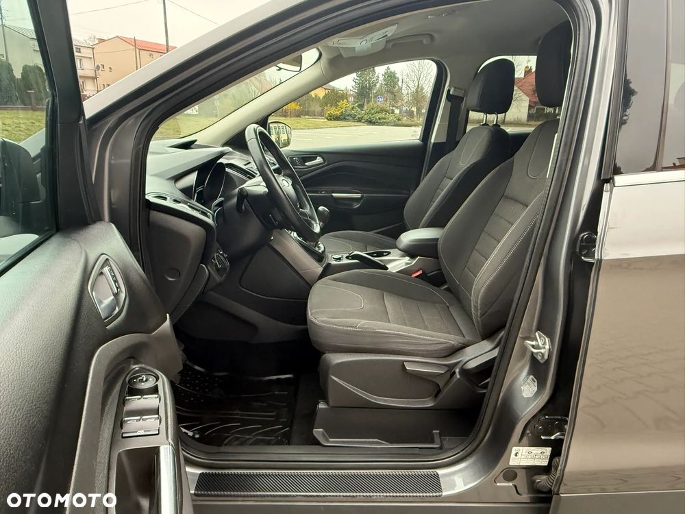 Ford Kuga 2.0 TDCi 4x4 SYNC - 26