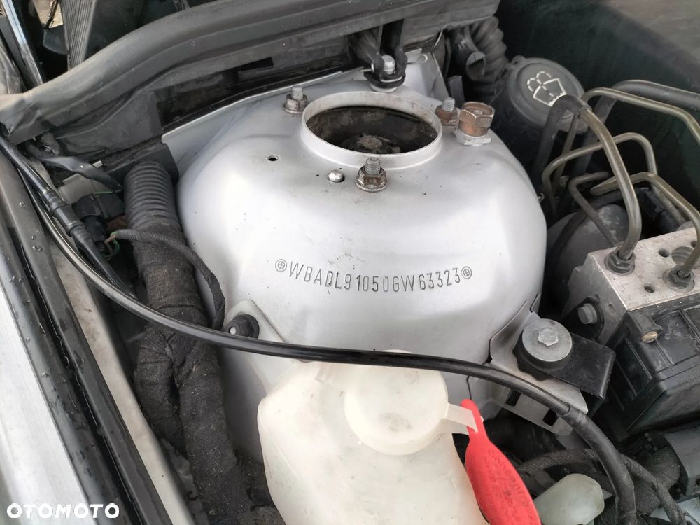 BMW Seria 5 525d - 7