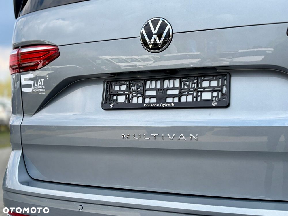 Volkswagen Multivan - 17