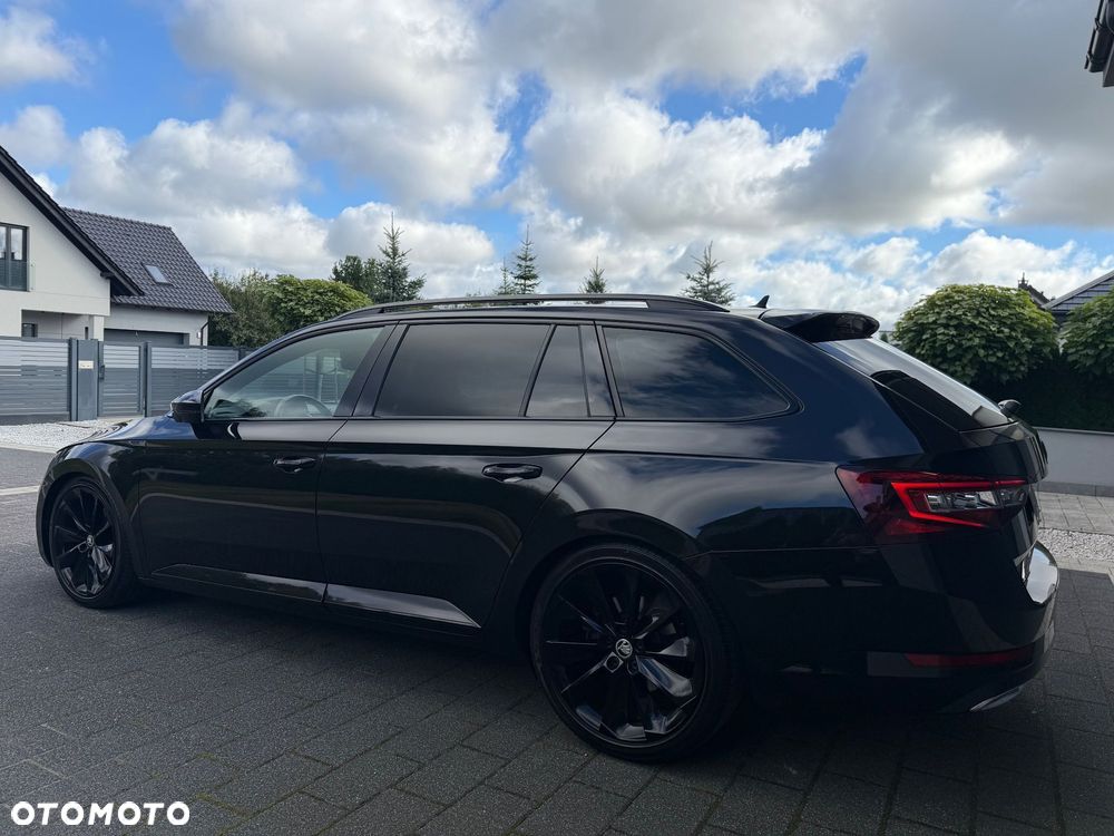 Skoda Superb 2.0 TDI DSG Sportline - 11