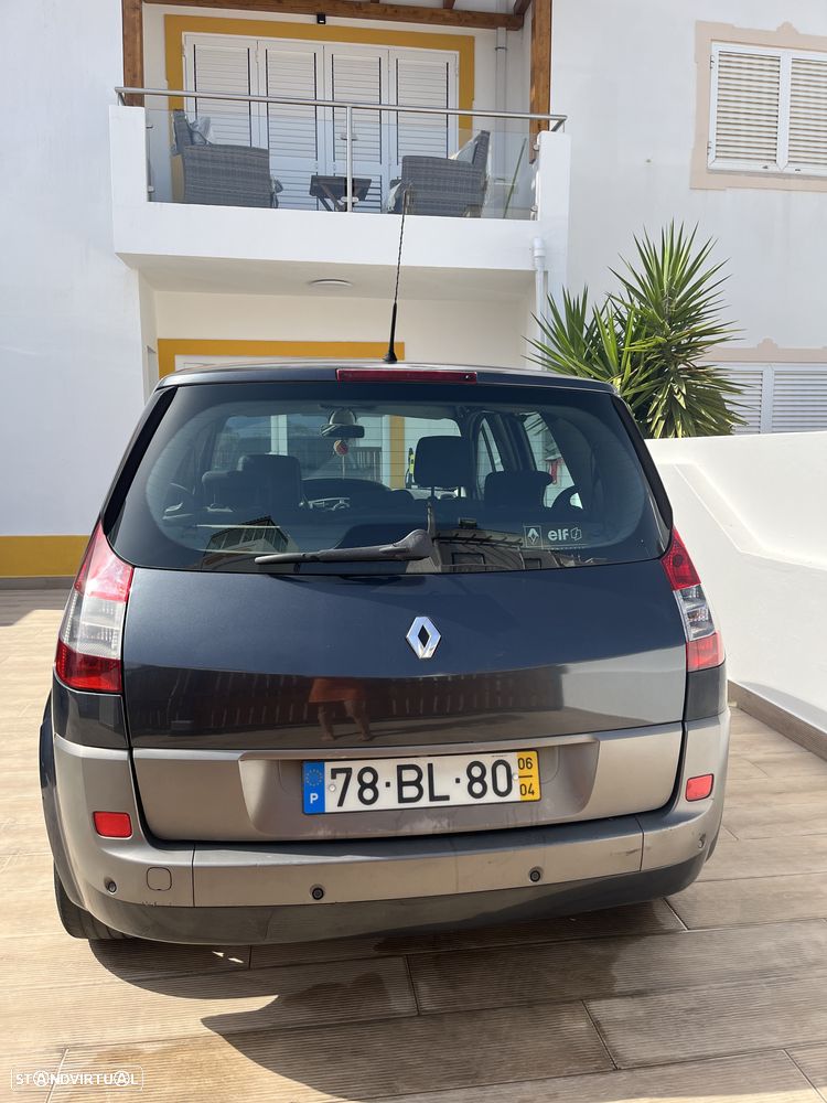 Renault Scénic 1.5 dCi Dynamique - 4