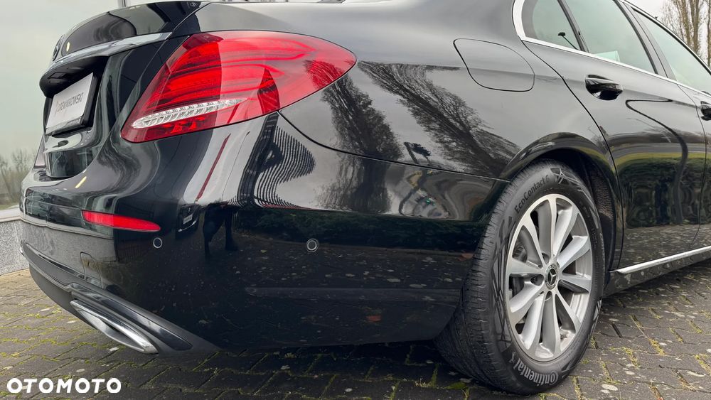 Mercedes-Benz Klasa E 200 d Business Edition 9G-TRONIC - 20