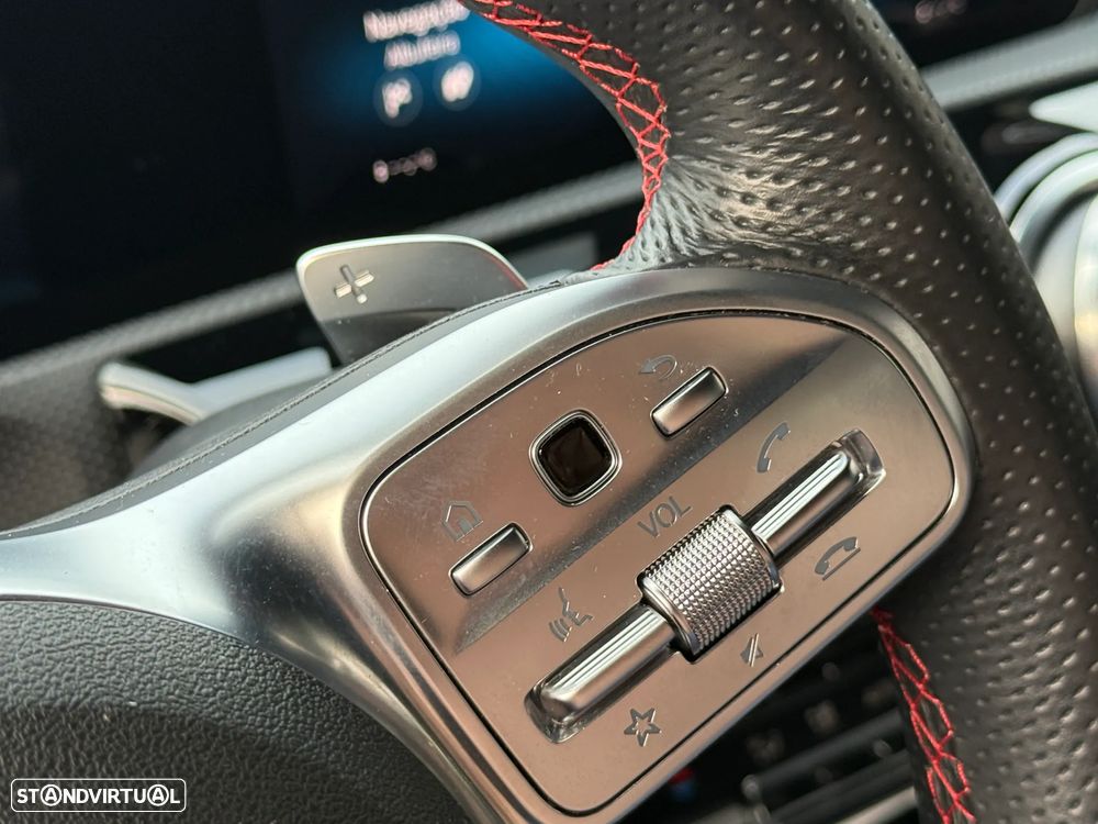 Mercedes-Benz A 180 Limousine d AMG Line Aut. - 42