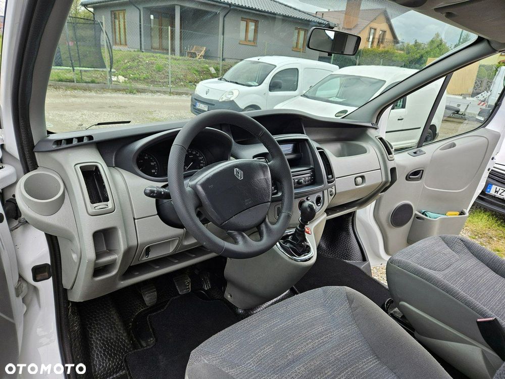 Renault Trafic - 8