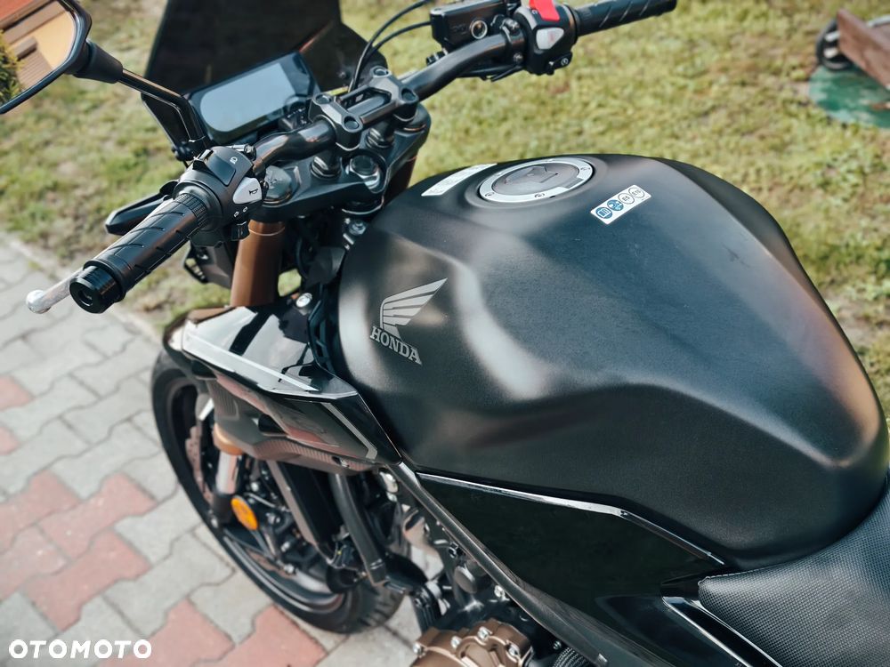 Honda CB - 25