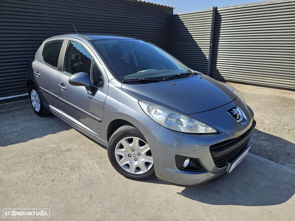 Peugeot 207 1.4 16V Trendy - 5