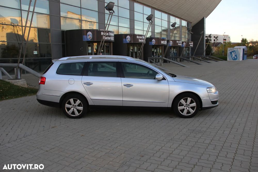 Volkswagen Passat Variant 2.0 TDI DPF DSG Highline - 4