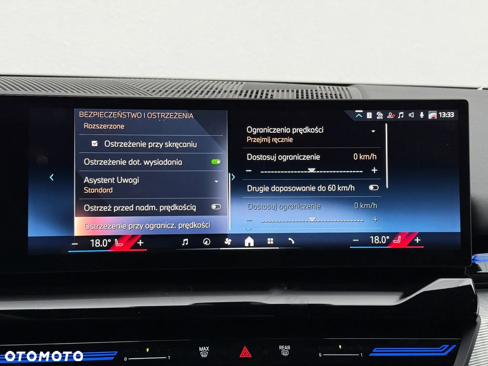 BMW Seria 5 520d xDrive - 38