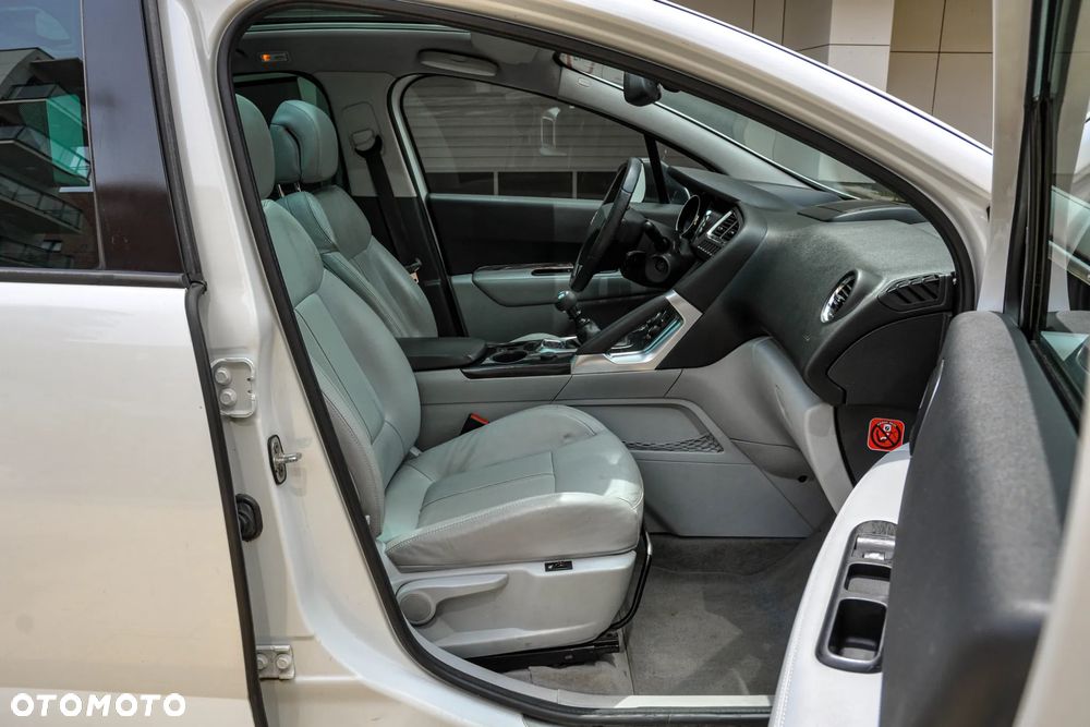 Peugeot 3008 - 11