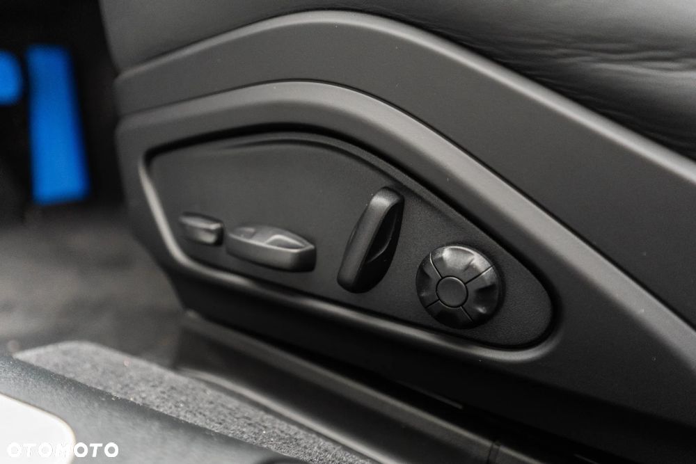 Porsche Panamera - 29