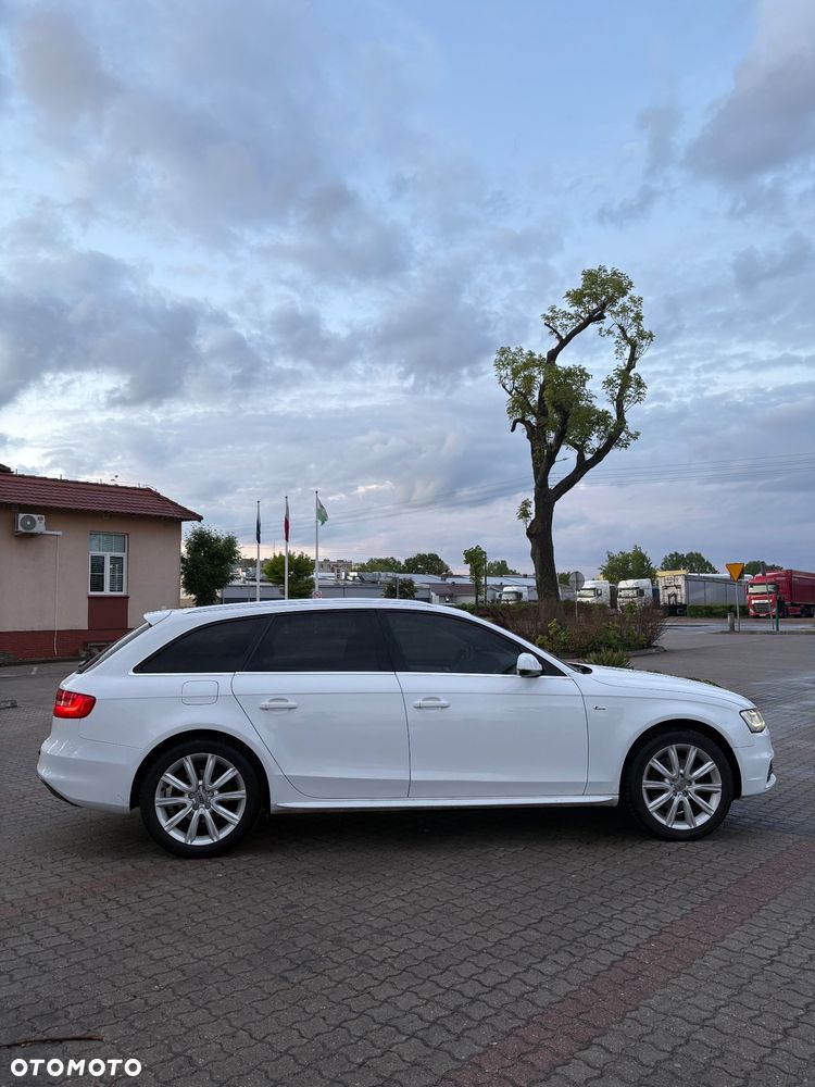 Audi A4 Avant 2.0 TDI Quattro Line S tronic - 9