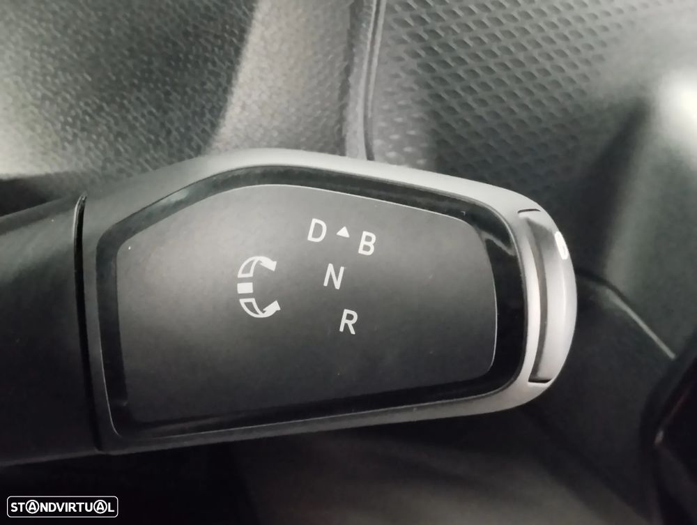 VW ID.Buzz 82 kWh Pro | LED | CÂMARA - 24