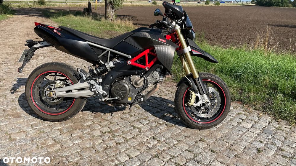 Aprilia Dorsoduro - 1