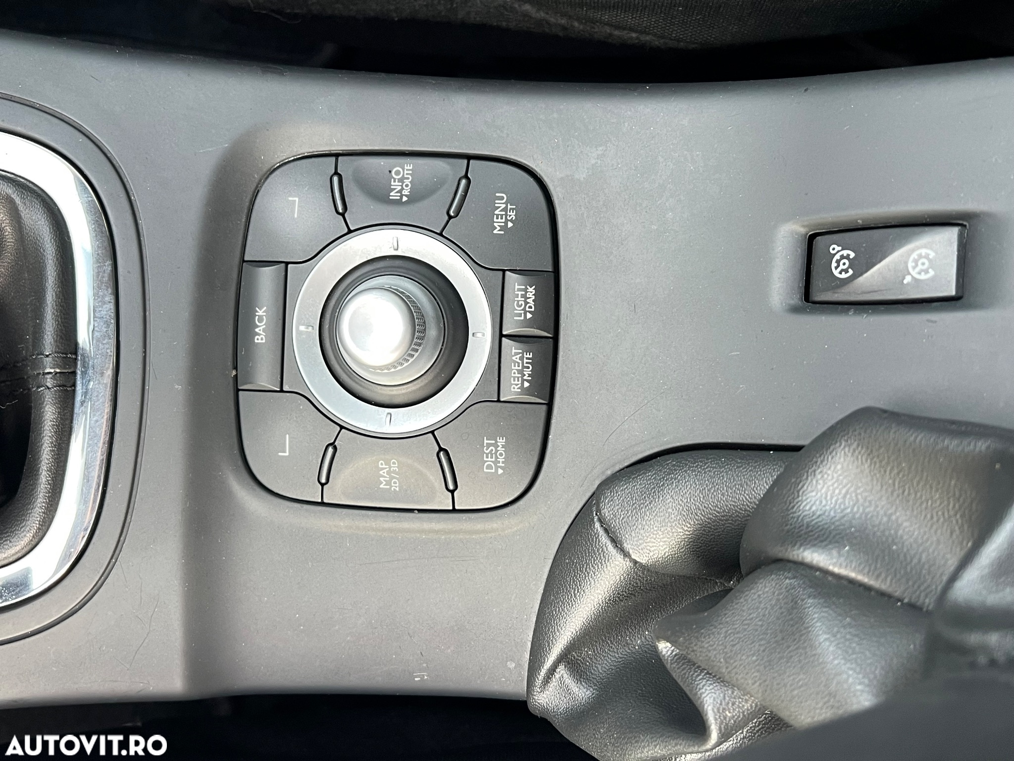 Renault Megane ENERGY dCi 110 GT LINE - 8