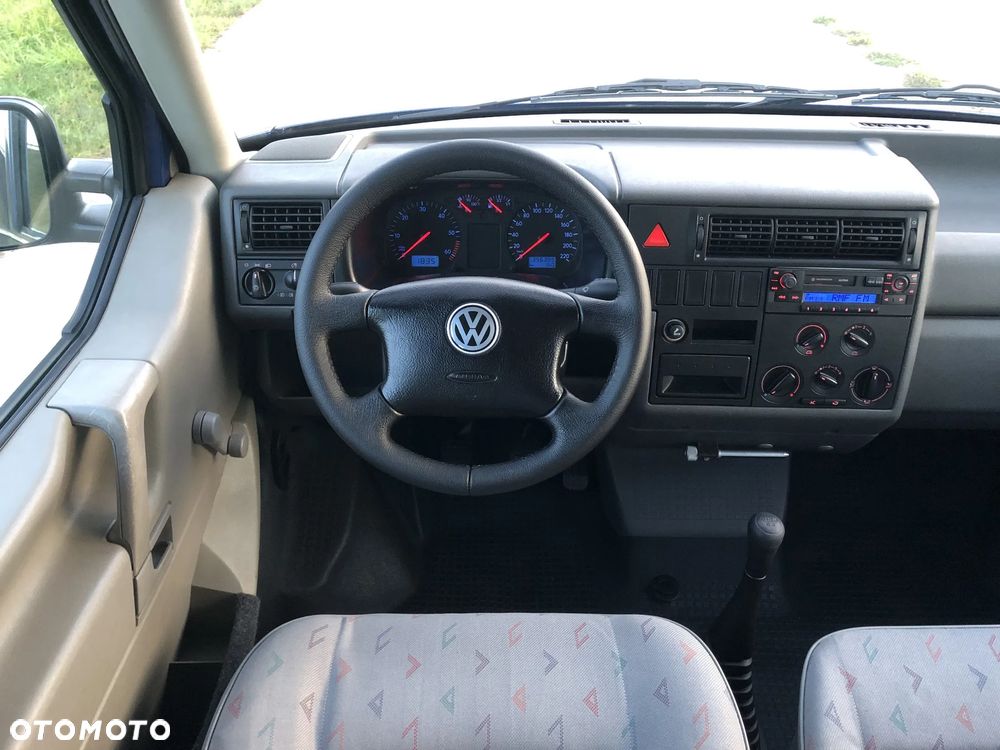 Volkswagen Transporter - 7