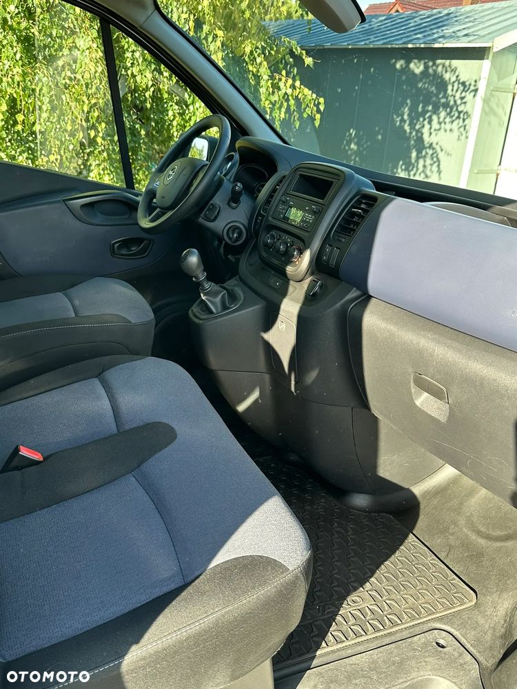 Opel VIVARO - 19