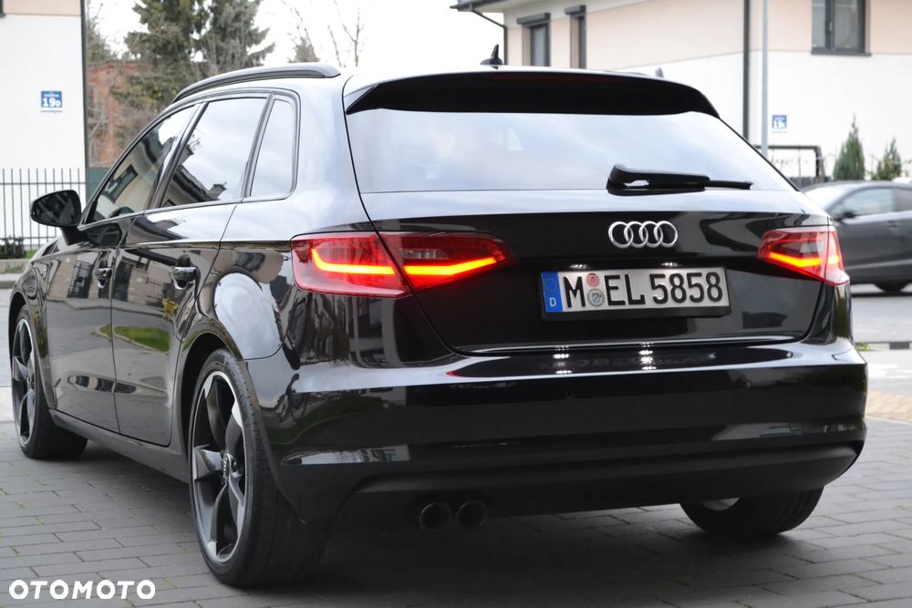 Audi A3 Sportback 1.4 TFSI S tronic S line Sportpaket - 15