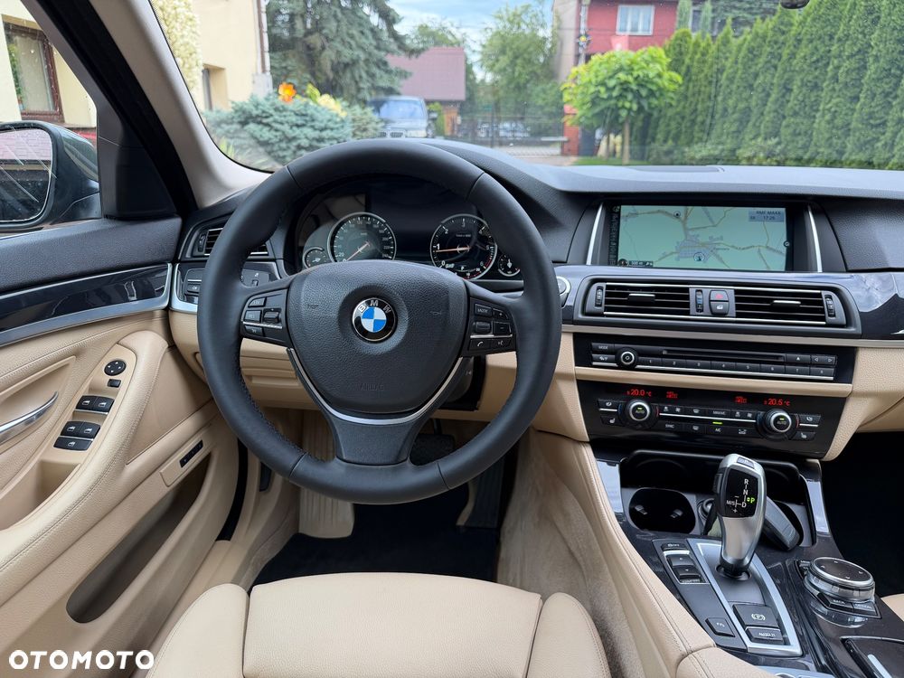 BMW Seria 5 520d Luxury Line - 31