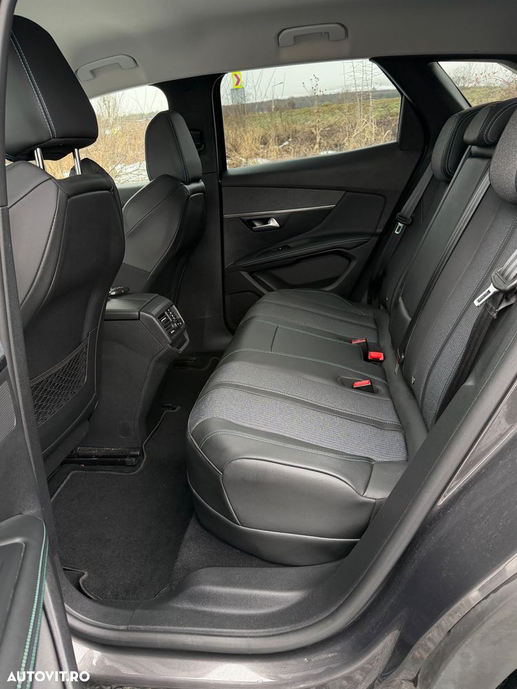 Peugeot 3008 225 e-EAT8 Allure Pack - 18