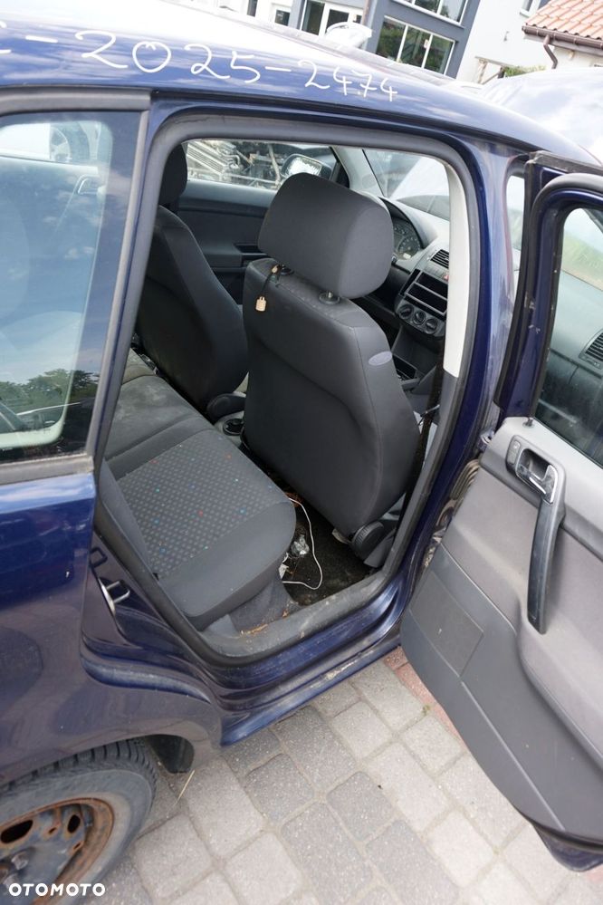 VOLKSWAGEN POLO IV 9N 5D HB 2003 LB5N 1.2 12V AWY 54KM GDN GRANATOWY na części - 14