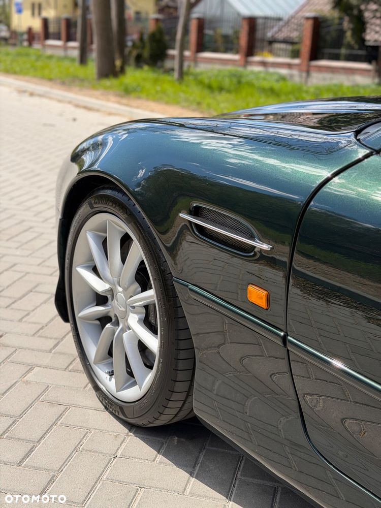 Aston Martin DB7 - 10