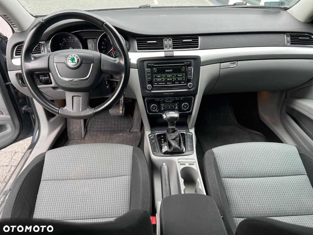 Skoda Superb 1.8 TSI Ambition DSG - 31