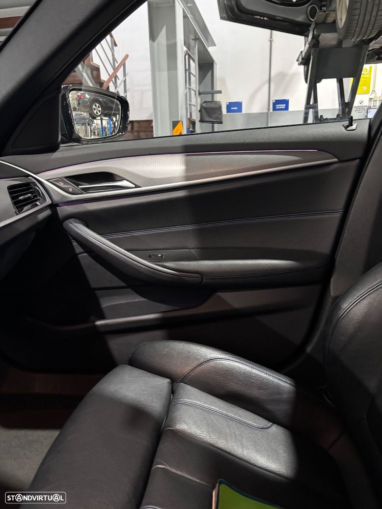 BMW 530 e iPerformance Pack M - 16