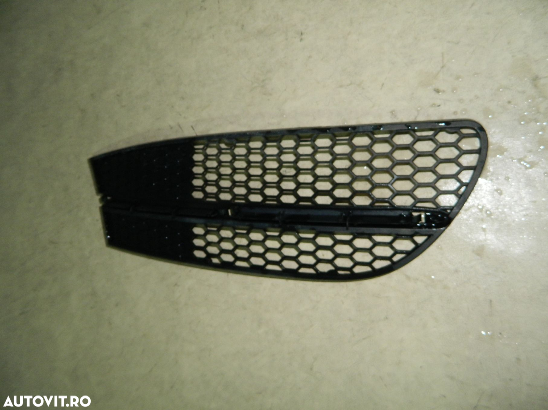 Grila radiator partea stanga, Alfa Romeo 147, 01-05, 46776670 - 5