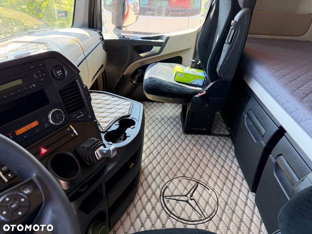Mercedes-Benz Actros 1845 - 11