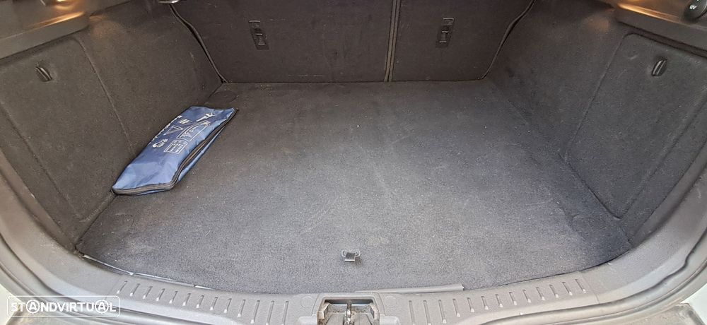 Ford Focus 1.5 TDCi EcoBlue Titanium - 15