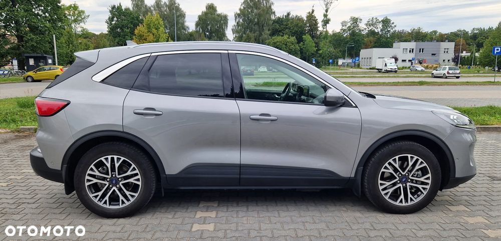 Ford Kuga 2.5 Duratec PHEV TITANIUM X - 2