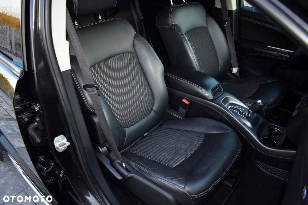 Fiat Freemont 2.0 Multijet 16V DPF Automatik Allrad Cross - 35