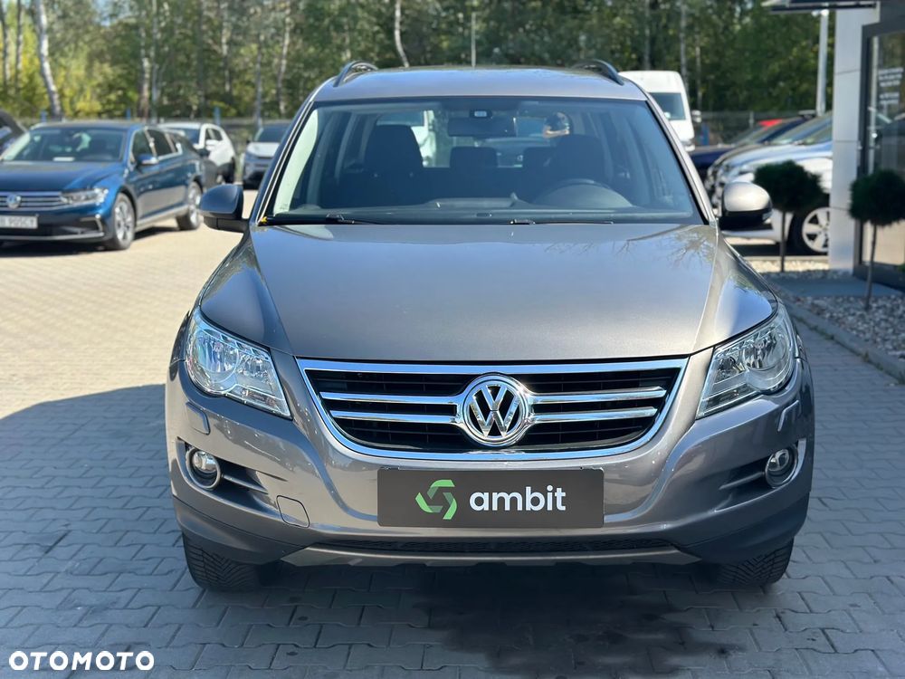 Volkswagen Tiguan - 2