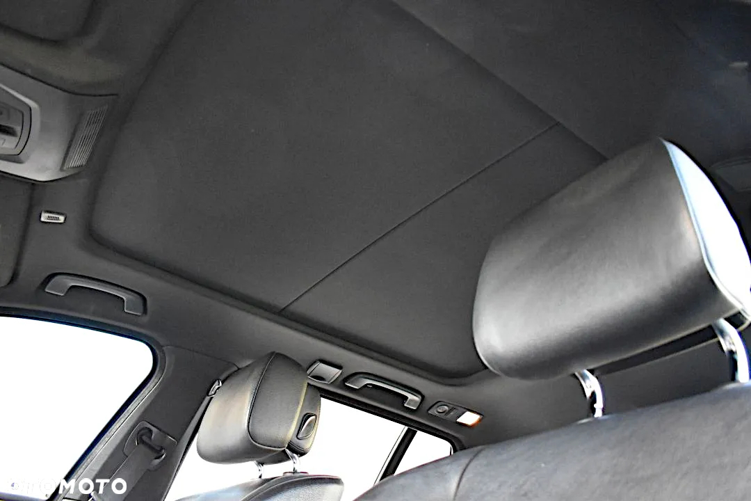 BMW Seria 5 520d Touring Sport-Aut - 22