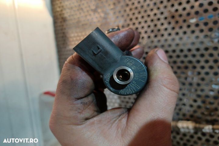 INJECTOR MOTORINA  168CP 2.0D 0445110080 7788609 MX1253 BMW Seria 3 E - 5