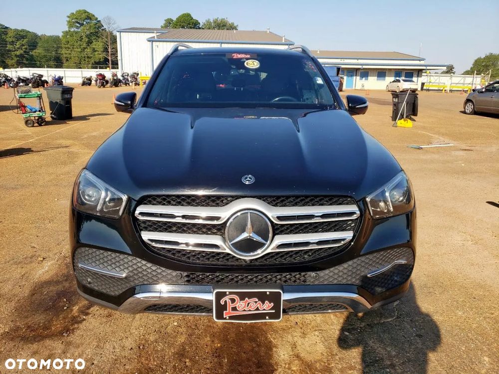 Mercedes-Benz GLE - 1