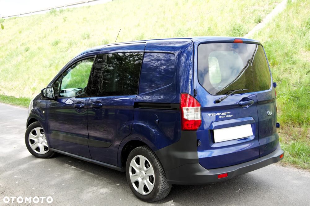 Ford Transit Courier - 5